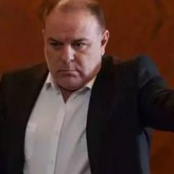 Eşkıya Dünyaya Hükümdar Olmaz'ın yıldızı Burak Sergen, Senden Kalan'a evet dedi!