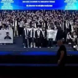 İstanbul Teknik Üniversitesi mezuniyet töreninde skandal! Ayetten rahatsız oldular!