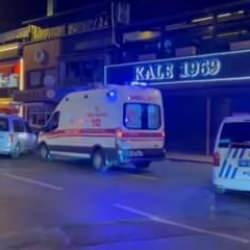 Kadıköy’de kafede alacak verecek kavgası; 2 kişi silahla yaralandı