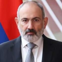 Paşinyan, Patriği "dinsiz ve imansız" ilan etti