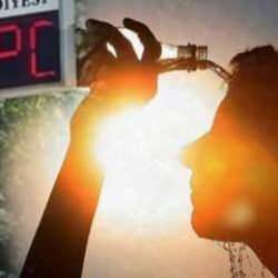 Şehir kavruluyor! Termometreler 47 dereceyi gösterdi