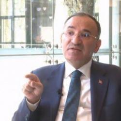 TBMM Başkanvekili Bozdağ: Yeni darbe düşünenler avuçlarını yalar