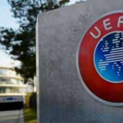 UEFA'dan Premier Lig ekibine büyük şok! Avrupa Ligi'nden Konferans Ligi'ne düşürdü