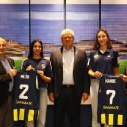 Fenerbahçe voleybolda milli yıldızla sözleşme imzaladı!