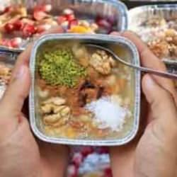 Aşureleri sakın bu kaplara koymayın: Adeta zehir sa&ccedil;ıyor!