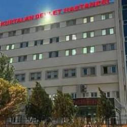 Ayağını arı soktu zannetti! Telefonun ışığını tutunca gerçek bambaşka çıktı