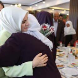 Bakan G&ouml;ktaş, şehit ailelerine Ter&ouml;rs&uuml;z T&uuml;rkiye&rsquo;yi anlattı