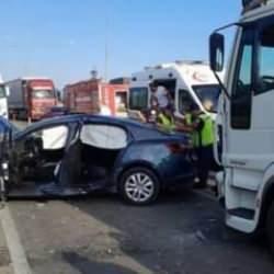 Belediye başkanı kaza geçirdi! Araç hurdaya döndü