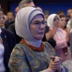 Emine Erdoğan’ın gözyaşları bize ne söylüyor?