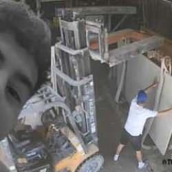 Muğla'da feci kaza: 19 yaşındaki genç mermer tablanın altında kalarak öldü!