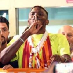 Galatasaray Osimhen'e kavuşuyor! İstanbul'a geliş tarihi açıklandı