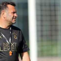 Okan Buruk iki futbolcunun biletini kesti: Ümraniye maçı 'yetti'