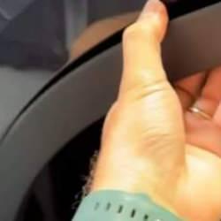  Sıfır Tesla Model Y incelemesi yapan usta gördüğü manzara karşısında şoke oldu