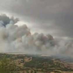 Avrupa'da kavurucu sıcaklar sürerken alevlerle  mücadele!