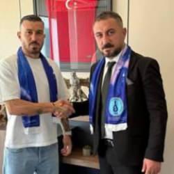 Fenerbahçe'de yetişmişti: 31 yaşında 3. Lig ekibine transfer oldu