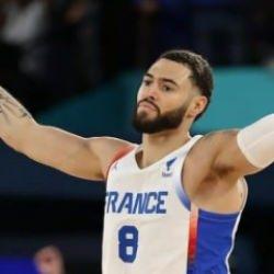 Anadolu Efes, Isaia Cordinier'i kadrosuna kattı