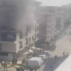 Avcılar’da jeneratör yangını: Panikle pencereden atladılar, 3 yaralı