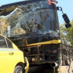 Beyoğlu'nda 10 araca çarpan İETT otobüsünün şoförü gözaltında