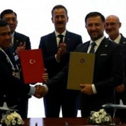 Cumhuriyet tarihinin en büyüğü! İmzalar canlı yayında atıldı, Türkiye'den alacaklar