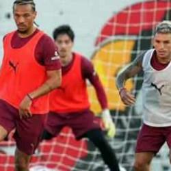 Galatasaray'da yeni transfer sahaya indi!