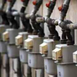 İran'da ele ge&ccedil;irilen yasa dışı bin kripto para madencilik cihazı imha edildi