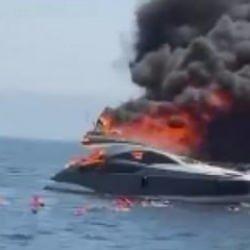 Kınalıada açıklarında korku dolu anlar: İçinde yolcu bulunan yatta yangın çıktı!