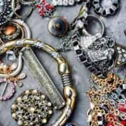 Kuzey Kore'de yasaklanan ve kısıtlanan &uuml;r&uuml;nler