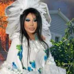 Orman yangını B&uuml;lent Ersoy'un da evine sı&ccedil;radı: &Uuml;nl&uuml; sanat&ccedil;ı evden zar zor &ccedil;ıkarıldı!