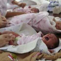 Çin'den 500 dolarlık doğum teşviki