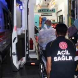 Aksaray'da kan donduran olay! Müzik dinleyenleri uyardı, göğsünden bıçaklandı