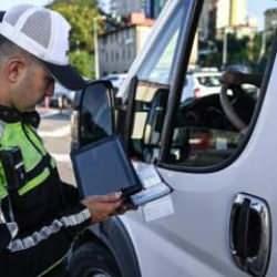 Bakan Yerlikaya duyurdu: 386 bin 805 sürücü kurallara uymadı!