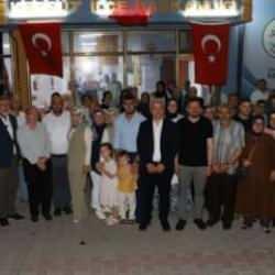 Balıkesir&rsquo;de Yeniden Refah Partisi'nden 61 isim AK Parti'ye katıldı