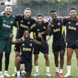 Fenerbahçe, Feyenoord maçının taktiğini çalıştı