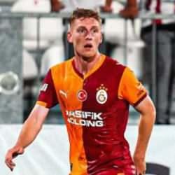 Galatasaray iç transferde 3 yıllık imzayı duyurdu!
