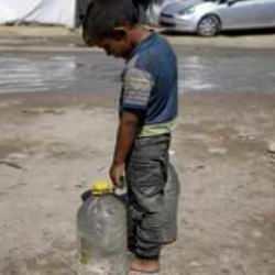 Gazze'de su da &ouml;ld&uuml;r&uuml;yor!