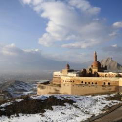 İshak Paşa Sarayı: Doğu'nun g&ouml;rkemli kalesi 