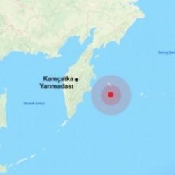 Rusya'da 8.7 büyüklüğünde deprem: Tsunami uyarısı yapıldı