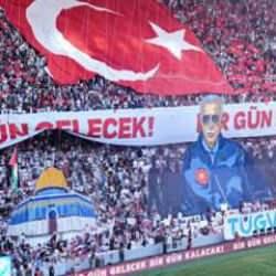 TÜGVA Programı'nda gündem olan koreografi! 'Bir gün gelecek bir gün kalacak!'