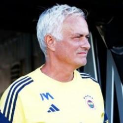 Yeni sezon arefesinde Jose Mourinho'ya sürpriz teklif