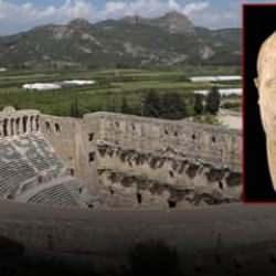 Aspendos kazılarında Roma Dönemi'ne ait imparator başı heykeli bulundu