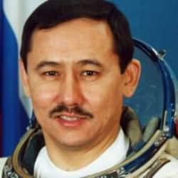 Son dakika... Üç kez uzaya çıkmıştı! Kozmonot Musabayev yaşamını yitirdi!