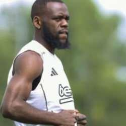 Herkes ayrılmasını bekliyordu! Beşiktaş'tan Onana sürprizi