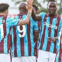 Trabzonspor sahaya iniyor! Yeni transfer oynayacak mı?