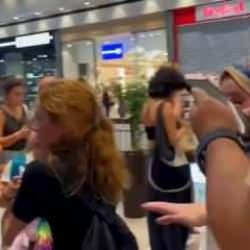 Deprem İzmir'de de hissedildi! Panik anları kamerada!