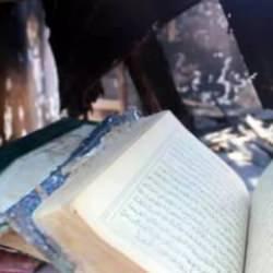K&ouml;y&uuml;n yarısı yandı, Kur'an-ı Kerim'lere hi&ccedil;bir şey olmadı
