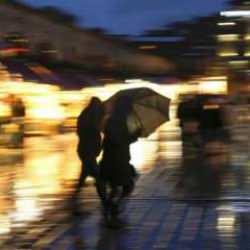 Meteoroloji yeni haritayı yayımladı! Aşırı sıcaklar etkisini yitirdi: Yağış m&uuml;jdesi