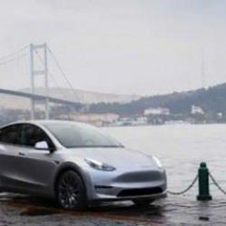 Tesla Türkiye'ye gümbür gümbür geliyor! Model Y tekrardan piyasada: Fiyatlar sil baştan yenilendi