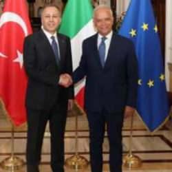 Yerlikaya'dan İtalyan mevkidaşıyla önemli görüşme