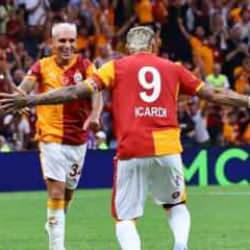 3-0'lık galibiyet sonrası Galatasaray'a Devler Ligi için 'sağ bek' uyarısı