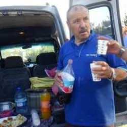 Bolu'da iç ısıtan anlar: Köylülerden yangın söndürme ekiplerine yemek ikramı 